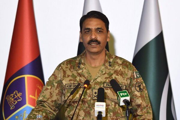 ایل او سی پر جارحیت مقبوضہ کشمیر میں ناکامی پر بھارتی بوکھلاہٹ کی عکاس ہے۔  میجر جنرل آصف غفور
