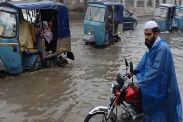 خیبرپختونخوا میں بارش سے 5 افراد جاں بحق، چترال میں سیلابی صورتحال