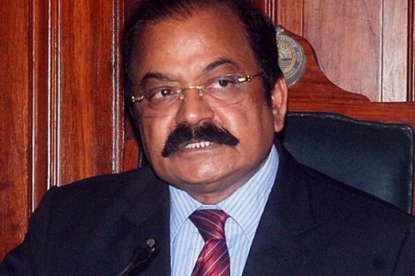 انسداد منشیات فورس نے ن لیگی رہنما رانا ثناء اللہ کو حراست میں لے لیا