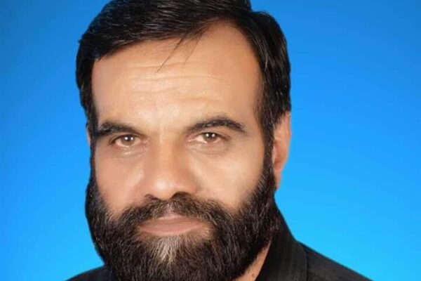نفاذ اردو کے لیے کمیٹیوں کی تشکیل شروع کر دی گئی ہے۔ عطا الرحمن چوہان