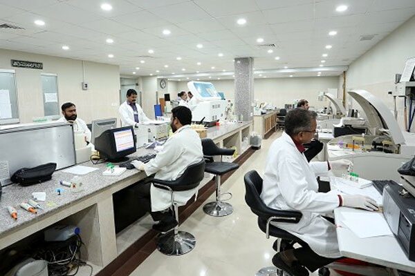 پنجاب حکومت نے بنیادی مراکز صحت میں ٹیسٹ کئی گنا مہنگے کر دیئے