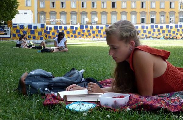 جرمنی میں غیرملکی طلبا کی فیس میں اضافے پر تشویش