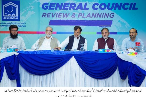 الخدمت فاؤنڈیشن کی معاشرے کے محروم طبقے کے لئے کاوشیں قابل تقلید ہیں۔ محمد عبدالشکور
