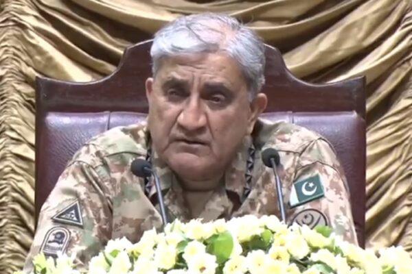 مقبوضہ کشمیر میں بگڑتی صورتحال علاقائی امن کیلئے خطرہ ہے: آرمی چیف
