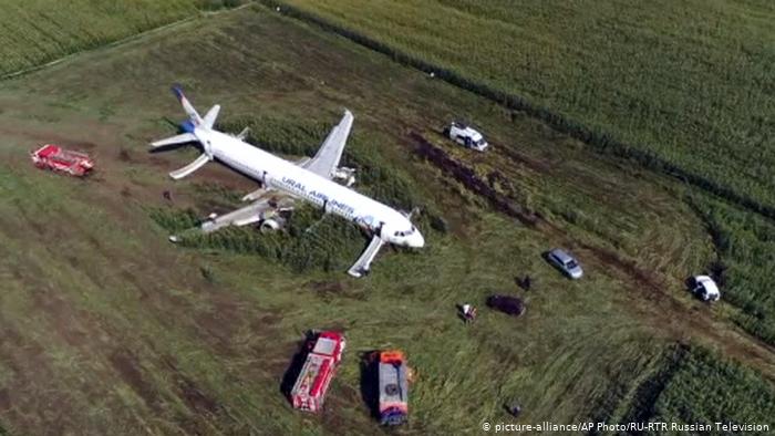 Russian Plane - Emergency Landing