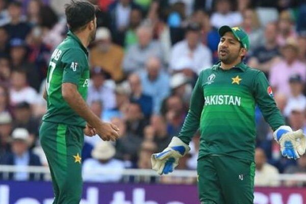 سرفراز کو سینٹرل کنڑیکٹ میں ‘اے’ کیٹگری کس بنیاد پر ملی ہے؟