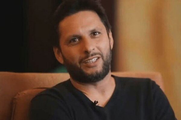 شاہد آفریدی کا مظلوم کشمیریوں سے اظہار یکجہتی کیلیے ایل او سی جانے کا اعلان