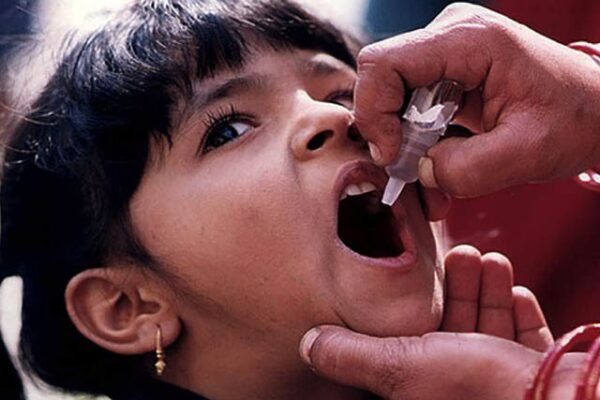 سندھ بھر میں انسداد ٹائیفائیڈ مہم 21 اکتوبر سے شروع ہو گی