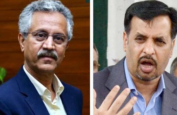 کراچی کے کچرے پر میئر کی فلمی سیاست، 24 گھنٹے میں ہی مصطفیٰ کمال معطل