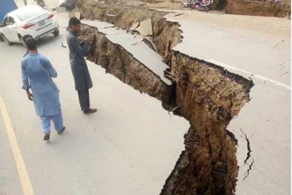 آزاد کشمیر: زلزلے سے ہلاکتوں کی تعداد 30 ہو گئی، آفٹر شاکس کا سلسلہ جاری