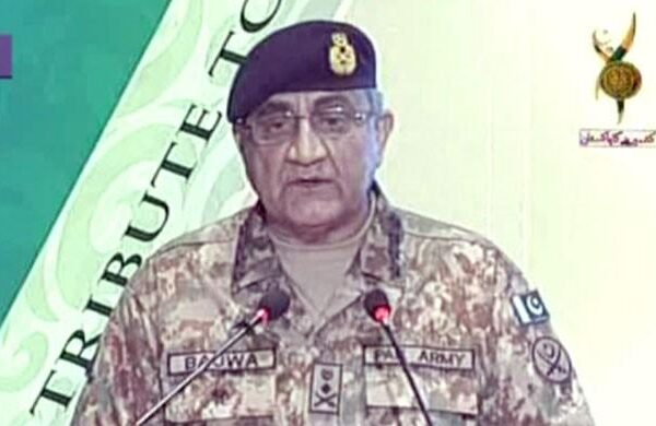 پاکستان کبھی بھی کشمیریوں کو تنہا اور حالات کے رحم و کرم پر نہیں چھوڑے گا: آرمی چیف