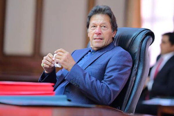 عمران خان کے تمام وعدے ایک ایک کر کے اپنی موت آپ مر گئے