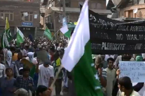 مقبوضہ کشمیر میں بھارتی لاک ڈاؤن کے باوجود 24 گھنٹوں کے دوران 23 احتجاجی مظاہرے