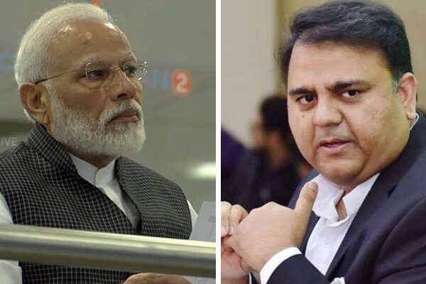 جو کام آتا نہیں، پنگا نہیں لیتے، چاند مشن فیل ہونے پر فواد کا بھارت کو پیغام