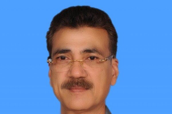 متحدہ کے رکن اسمبلی اسامہ قادری کی گاڑی پر فائرنگ