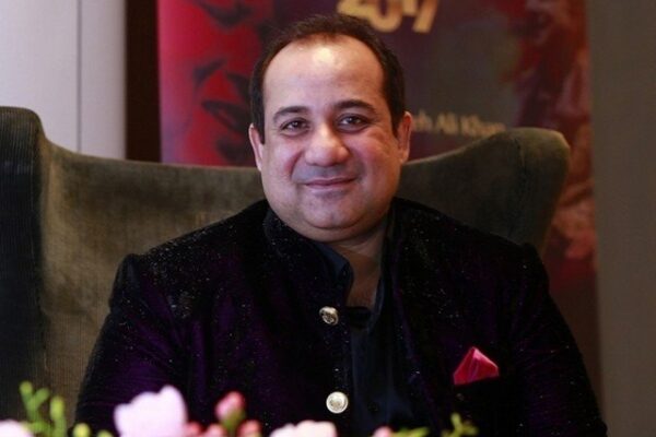 بھارتی فلم انڈسٹری کا تعصب راحت فتح علی کے آڑے آ گیا