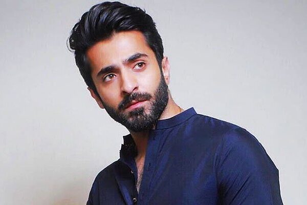 سگریٹ سے متاثر ہوں، نوجوان اسے ترک کر دیں: شہریار منور