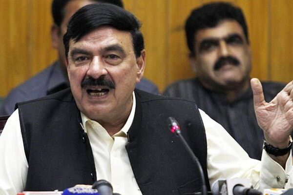 ریلوے میں انقلاب نہیں لا سکے، شیخ رشید کا اعتراف