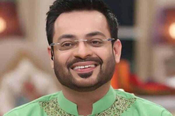 فلموں میں آتے ہی سارے اداکاروں کی چھٹی کر دوں گا، عامر لیاقت