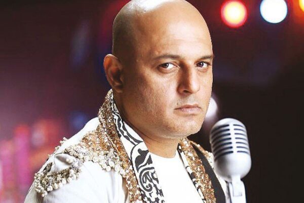 جب علی عظمت سے کلاشنکوف برآمد ہوئی، گلوکار کا دلچسپ انٹرویو