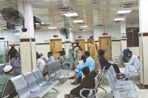 خیبرپختونخوا کے سرکاری اسپتالوں میں ڈاکٹروں کی ہڑتال کا 28 واں روز