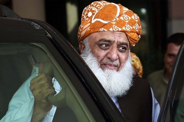 مذاکرات میں ناکامی پر حکومت کا فضل الرحمان کو نظربند کرنیکا فیصلہ