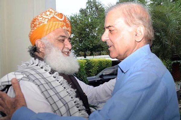 شہباز شریف نے فضل الرحمان کے آزادی مارچ میں بھرپور شرکت کا اعلان کر دیا