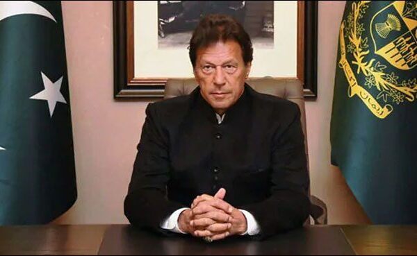 کس نا اہل کو ہم پر مسلط کر دیا گیا ہے