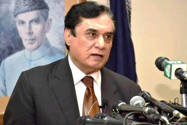 کاروباری طبقے کے آرمی چیف کے سامنے تحفظات کو مسترد کرتا ہوں: چیئرمین نیب