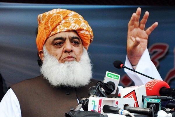 فضل الرحمان کا 27 اکتوبر سے حکومت کیخلاف اسلام آباد کی جانب مارچ شروع کرنے کا اعلان
