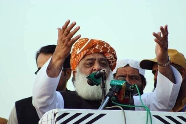 ائے ارضِ وطن  !  تجھے کس کی نظر لگی ہے