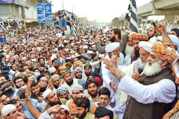 مولانا فضل الرحمن کے احتجاج کا ممکنہ نتیجہ