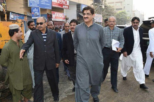 وزیراعلیٰ سندھ کا کراچی کا 70 فیصد کچرا صاف کرنے کا دعویٰ