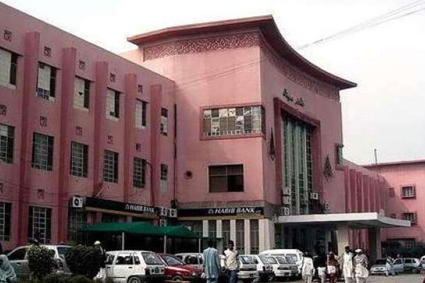مظفرگڑھ میں مدرسے کے طالبعلم کو آگ لگا دی گئی
