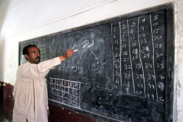 قوم کے معمار اور پاکستان۔۔۔۔۔۔۔