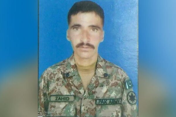 بھارتی فوج کی ایل او سی پر بلااشتعال فائرنگ، پاک فوج کا جوان اور 5 شہری شہید