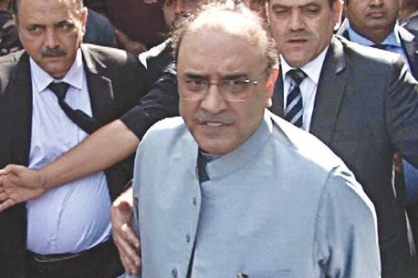 آصف زرداری کی علاج کیلئے کراچی منتقلی کی درخواست مسترد