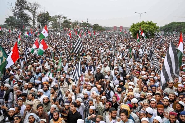 مولانا کی مہلت: صورتحال سے نمٹنےکیلئے اہم حکومتی فیصلے