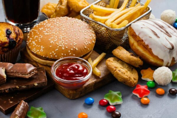 وہ غذائیں جن سے آپ کی زندگی کو خطرات لاحق ہو سکتے ہیں