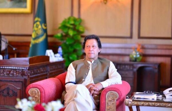 وزیراعظم استعفے کے علاوہ آزادی مارچ والوں کا ہر آئینی مطالبہ ماننے کیلئے تیار