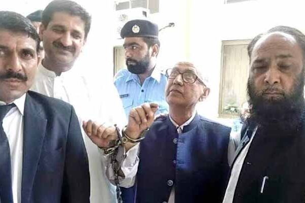 کرایہ داری ایکٹ میں ڈرامائی طور پر گرفتار کیے جانیوالے عرفان صدیقی بری