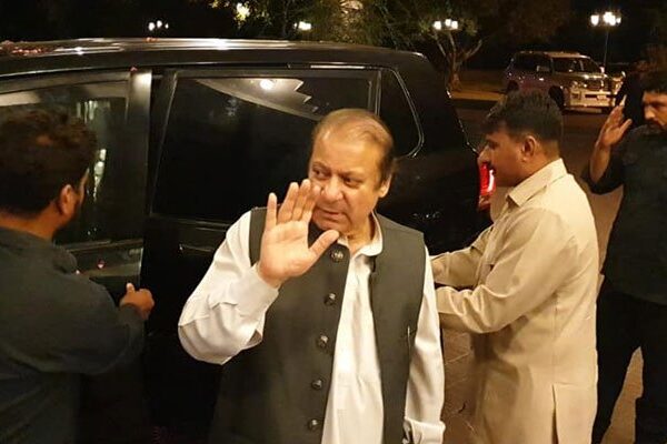 نواز شریف کا عدالت سے ریلیف نہ ملنے پر بیرون ملک نا جانے کا اصولی فیصلہ