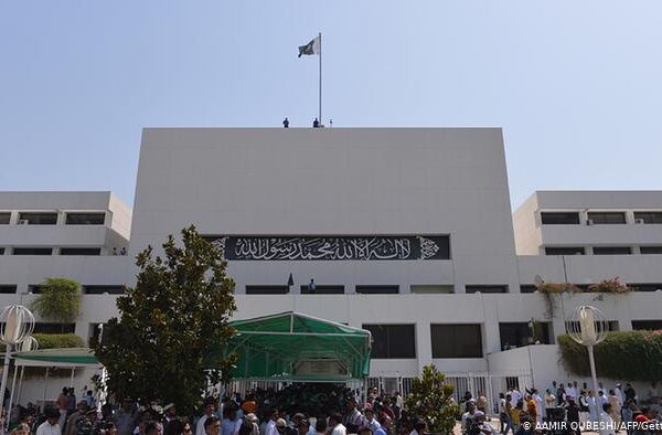 پاکستان کا نیا وزیراعظم کون ہو سکتا ہے؟