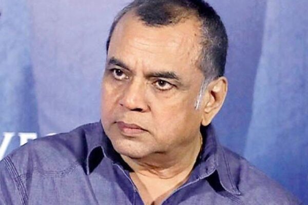 بھارتی اداکار پاریش راول مسلمان پروفیسر کی حمایت میں میدان میں آ گئے