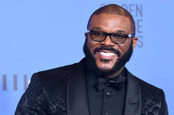 ٹیلر پیری شوبز کیریئر کے آغاز میں معاشی تنگی کا شکار رہے