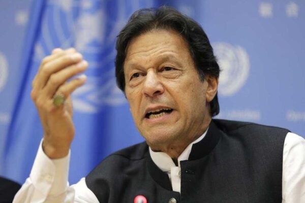 حق خودارادیت کی جدوجہد میں کشمیریوں کیساتھ کھڑے ہیں۔  عمران خان
