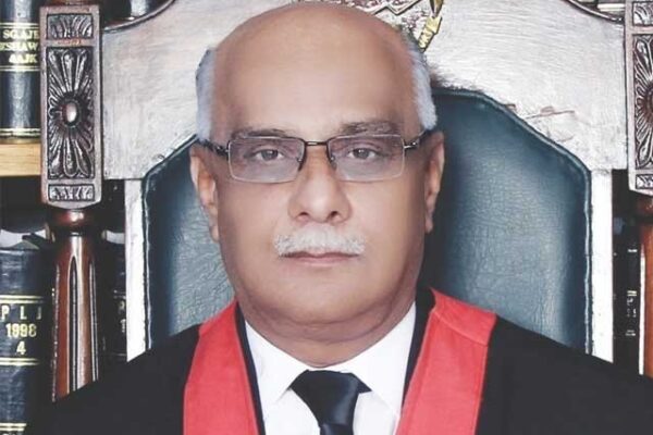 ٹی وی پرصرف ریسلنگ دیکھتا ہوں، جسٹس وقار احمد سیٹھ