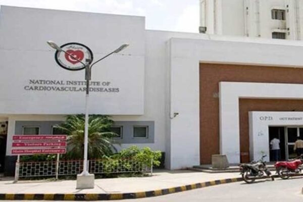 کراچی میں قومی ادارہ برائے امراض قلب میں آتشزدگی