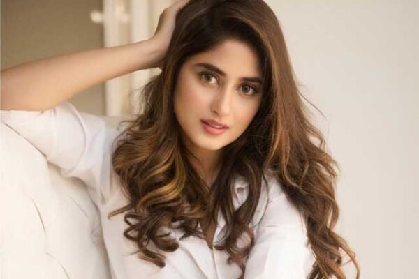 اپنی آواز کے باعث آڈیشن میں کئی بار مسترد ہونے والی اداکارہ سجل علی