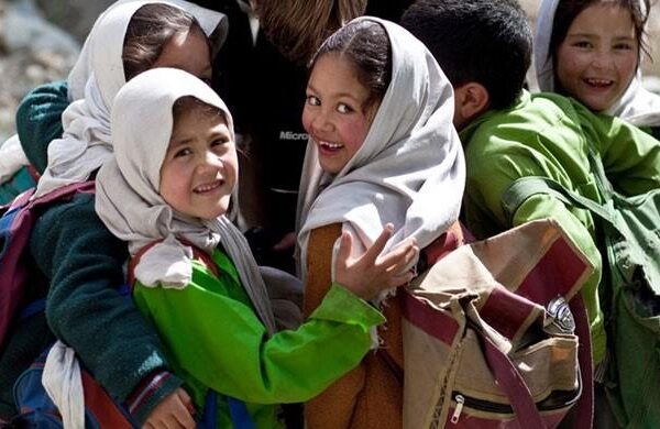 اسکولوں میں سردیوں کی چھٹیاں بڑھا دی گئیں